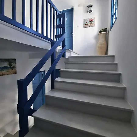 Blue In Naxos Han/Misafirhane Naxos City