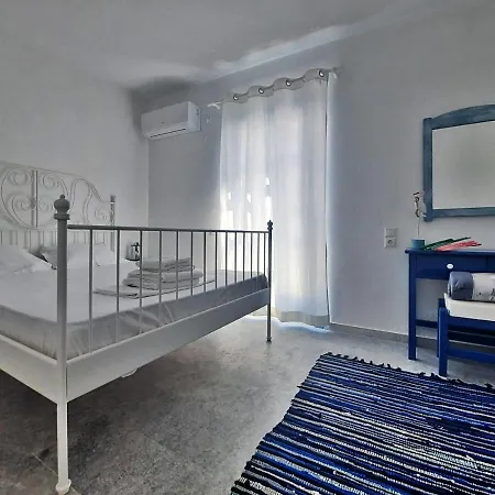 Inn Blue In Naxos